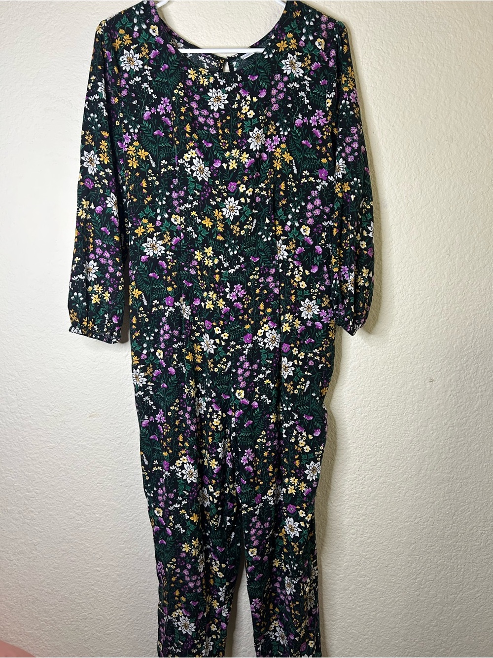 Old Navy Floral‎ Long-Sleeve Jumpsuit Black Purple Spring Festival Medium - Picture 2 of 7